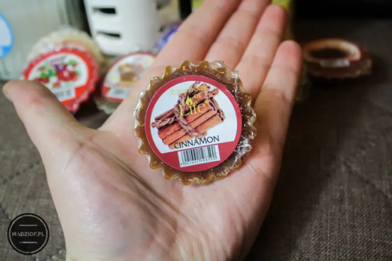 Zamówienie ze sklepu Fabryka świec "Light" - pierwsze wrażenie wosk cynamon Zamówienie ze sklepu Fabryka świec "Light" - pierwsze wrażenie wosk cynamon