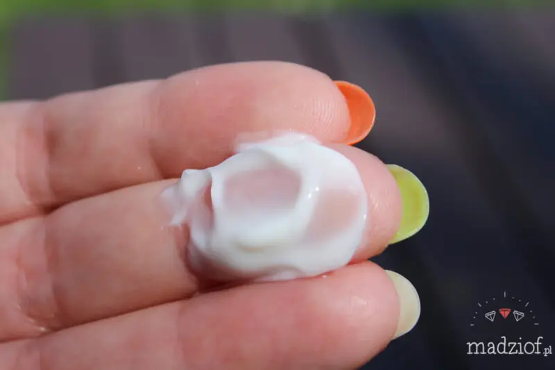 balea matujacy krem z kwasami owocowymi-3