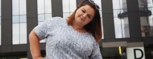 dlaczego kobieta w rozmiarze plus size nie moze chodzic w sukienkach glowne
