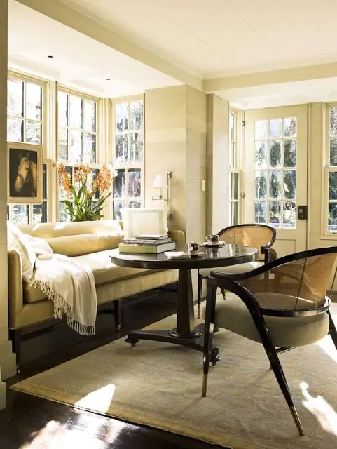 salon w odcieniach bezu klasycznie1