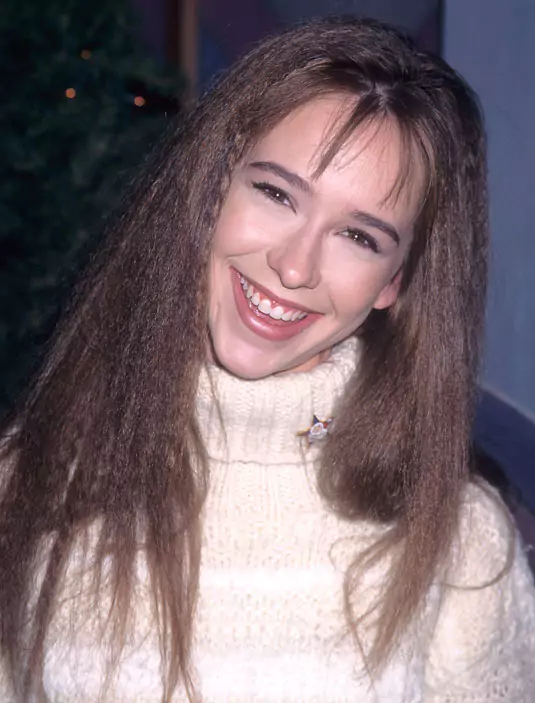 najgorsze trendy lat 90 karbowane wlosy