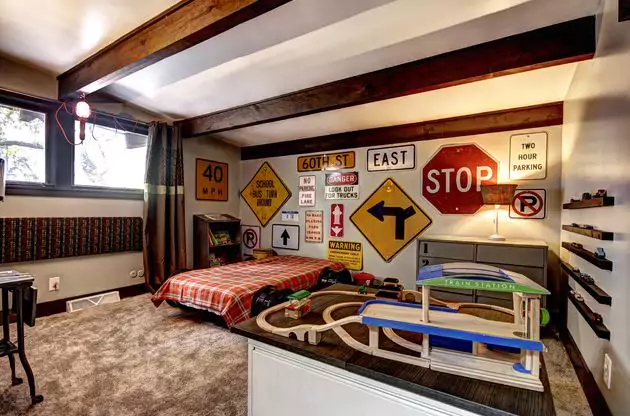 pokoj-dla-chlopca-w-mocnych-kolorach-inne