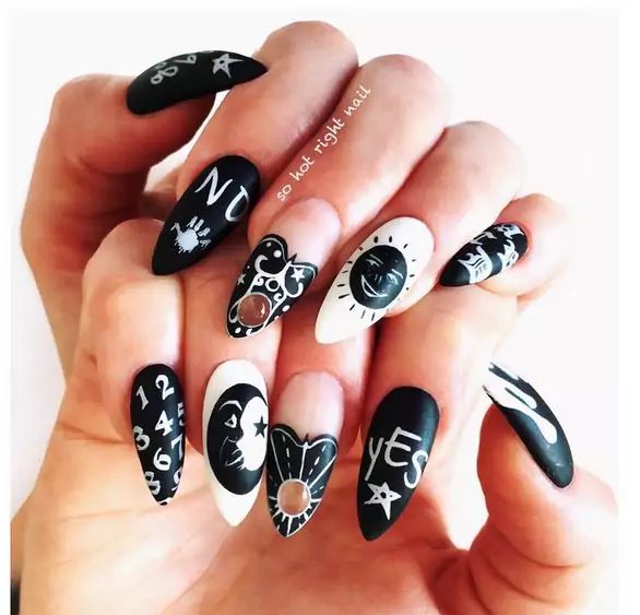 najmodniejsze-paznokcie-na-zime-2016-naszywki-naklejki-1