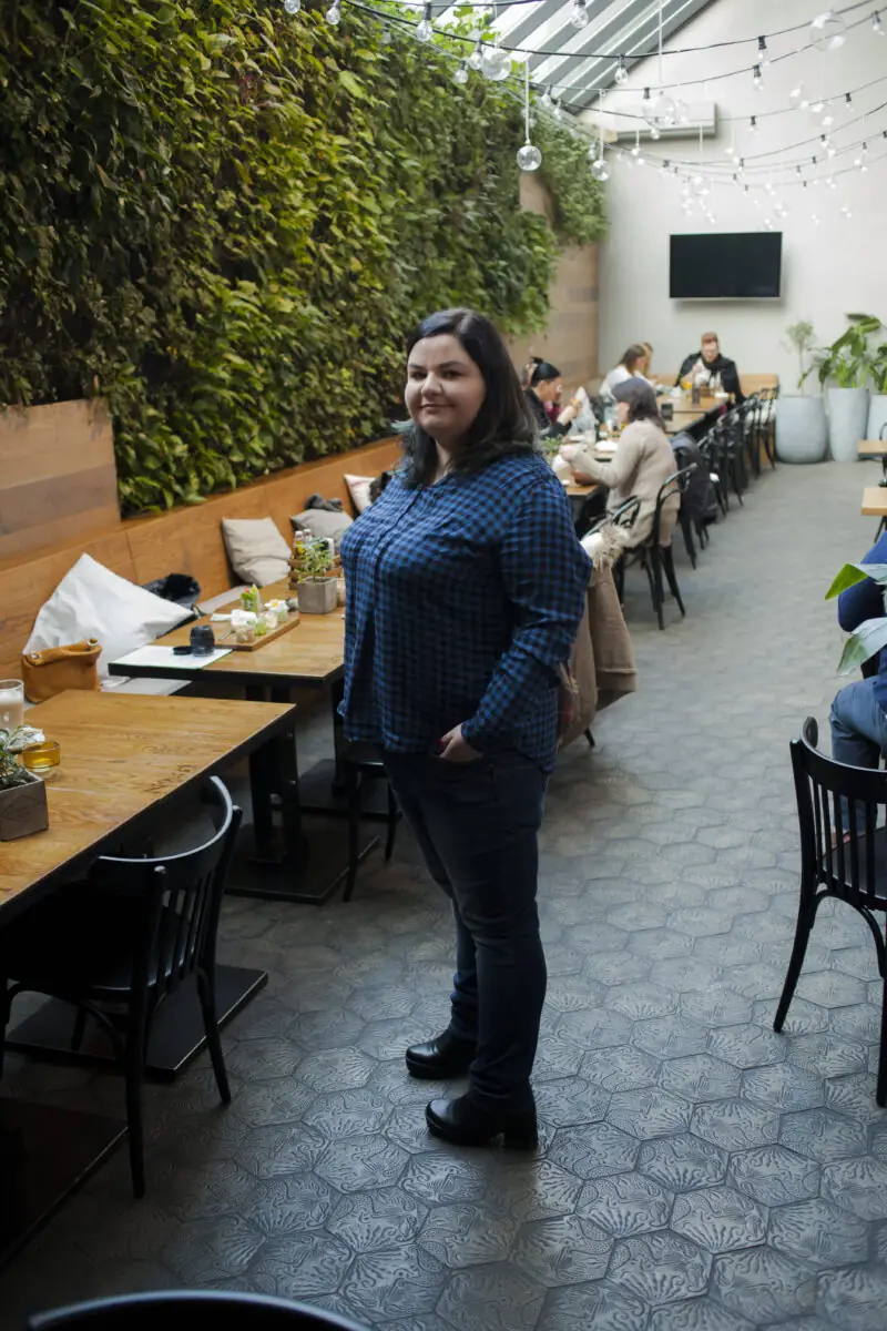 Jakie ubrania znajdziecie w sklepie Cellbes? Stylizacja plus size na luzie i wolne popoludnie.