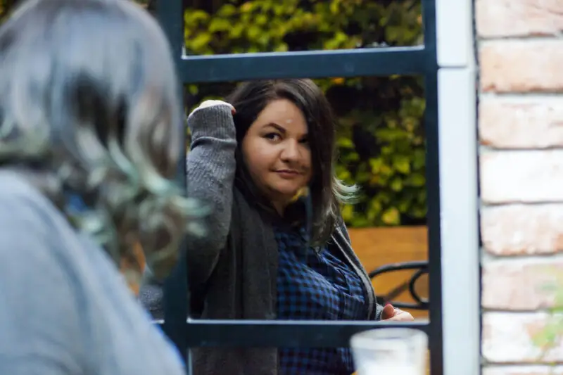 Jakie ubrania znajdziecie w sklepie Cellbes? Stylizacja plus size na luzie i wolne popoludnie.