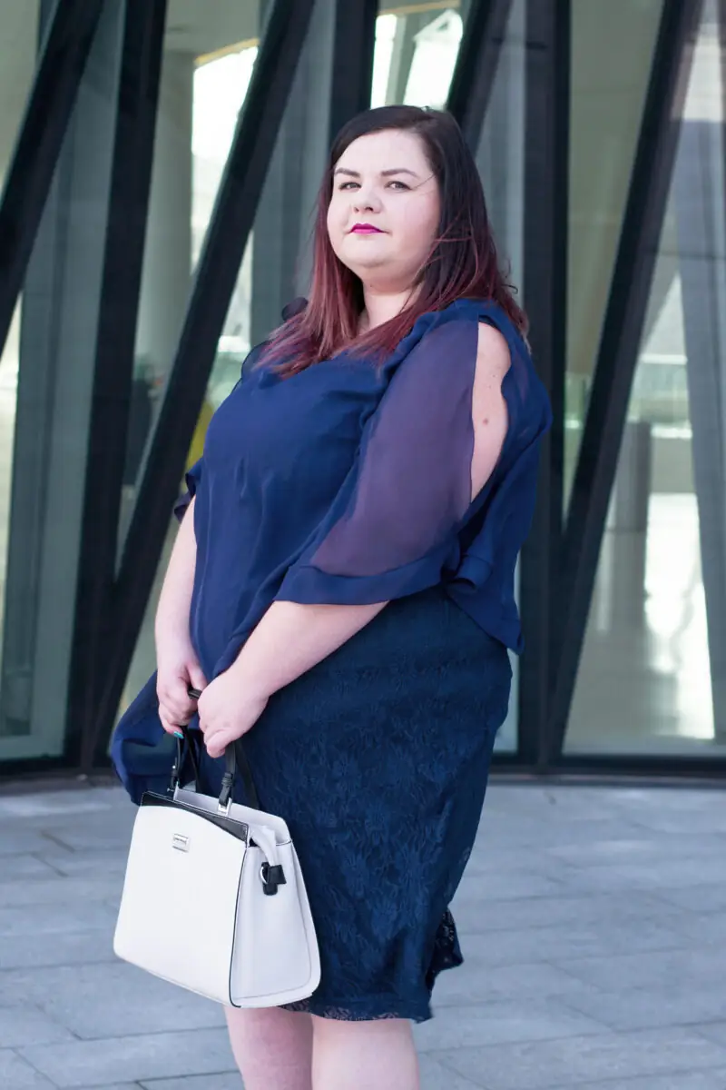 sukienka na wesele w duzym rozmiarze jaka wybrac vittoria giovani granatowa sukienka duzy rozmiar