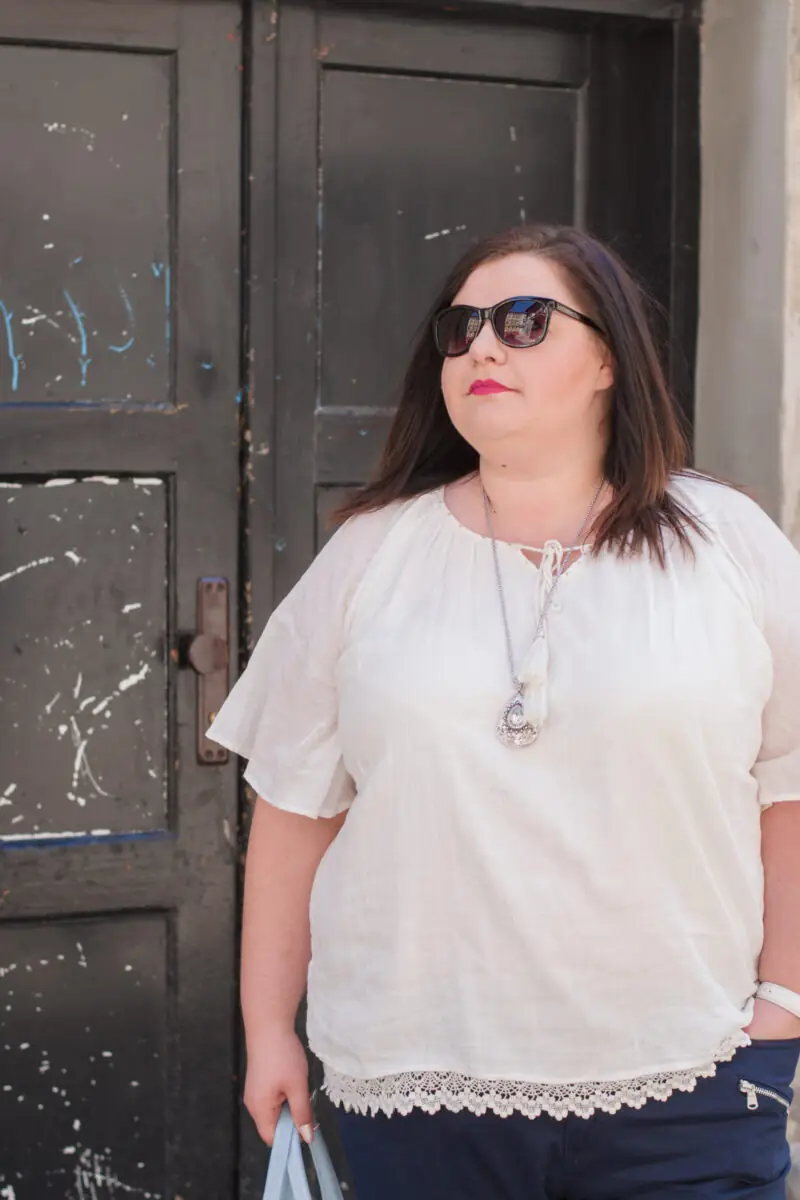 Jak sie ubrac do biura podczas upalow stylizacja w duzym rozmiarze cellbes