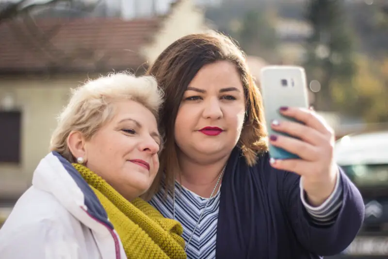 smartfon dla influencerki na co zwrocic uwage co wybrac