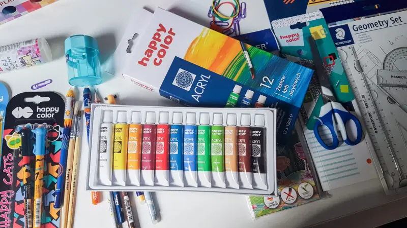 jak umilic dziecku powrot do szkoly happy color wyprawka szkolna 