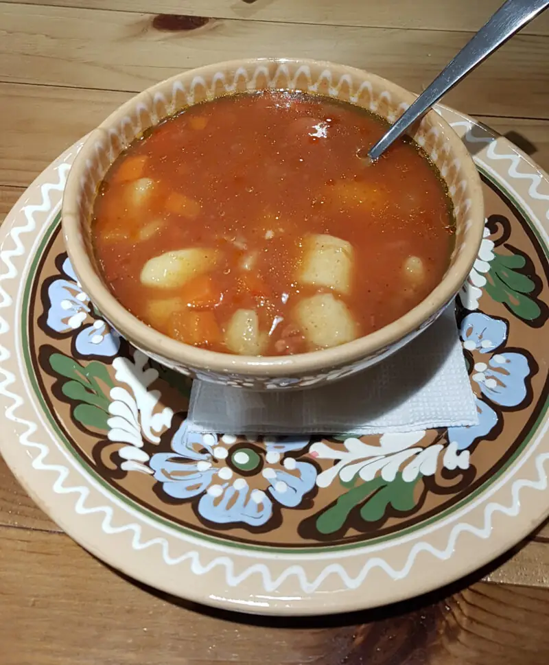 gdzie warto zjesc we lwowie restauracje i kawiarnie polecam yazykata