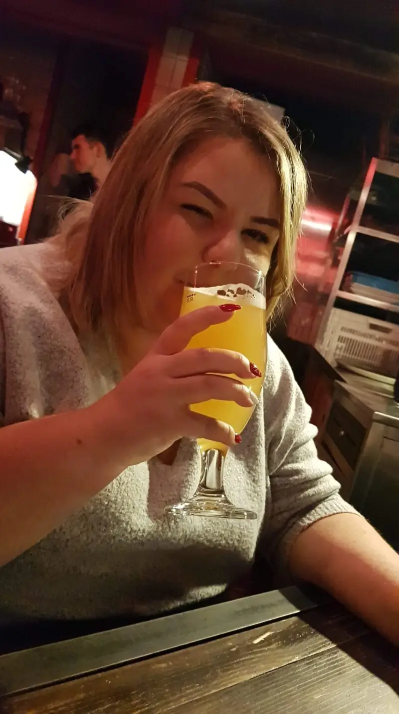 gdzie warto zjesc we lwowie restauracje i kawiarnie polecam teatr piwa prawda