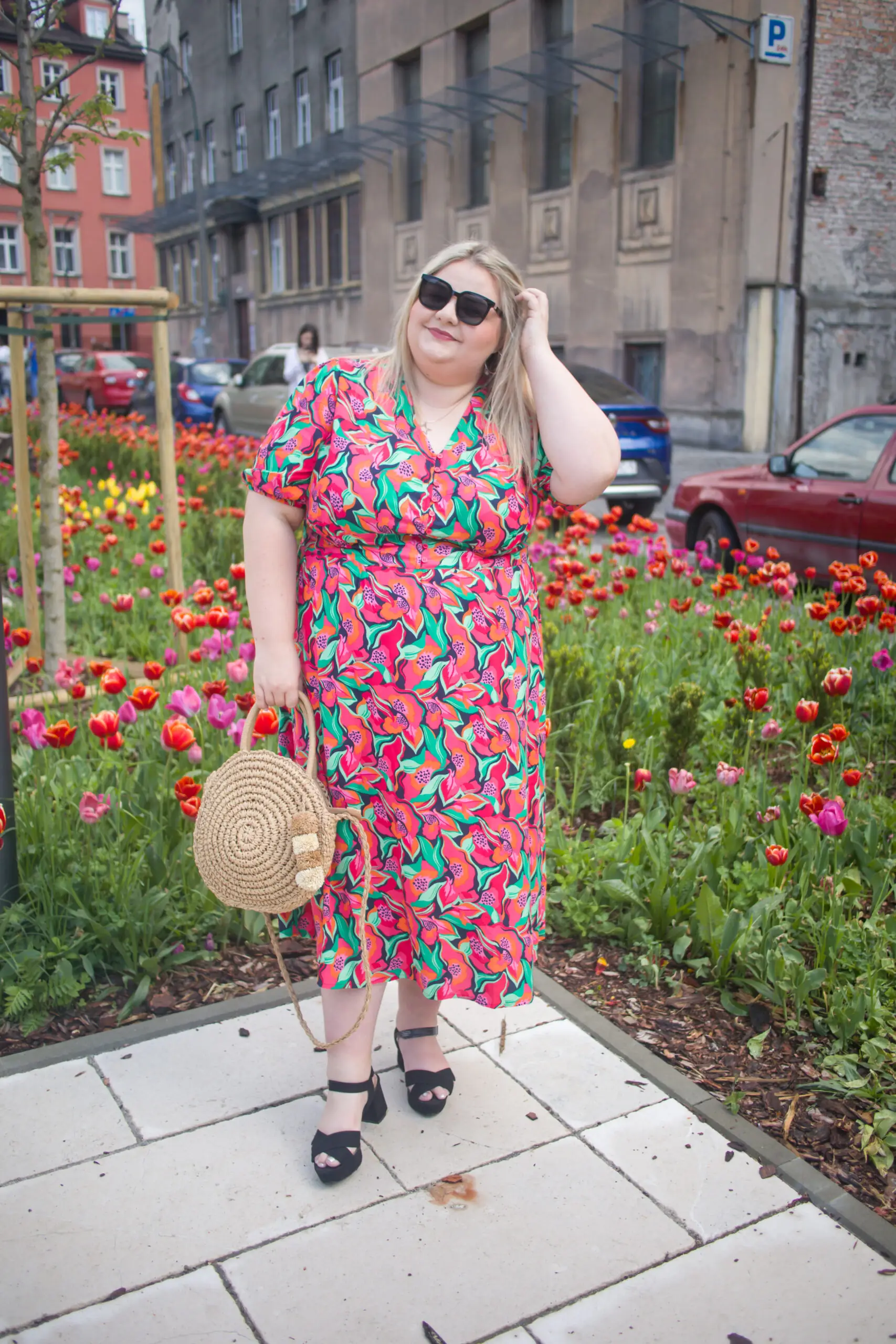 plus size madziof stylizacja sukienka cellbes krakow plac biskupi