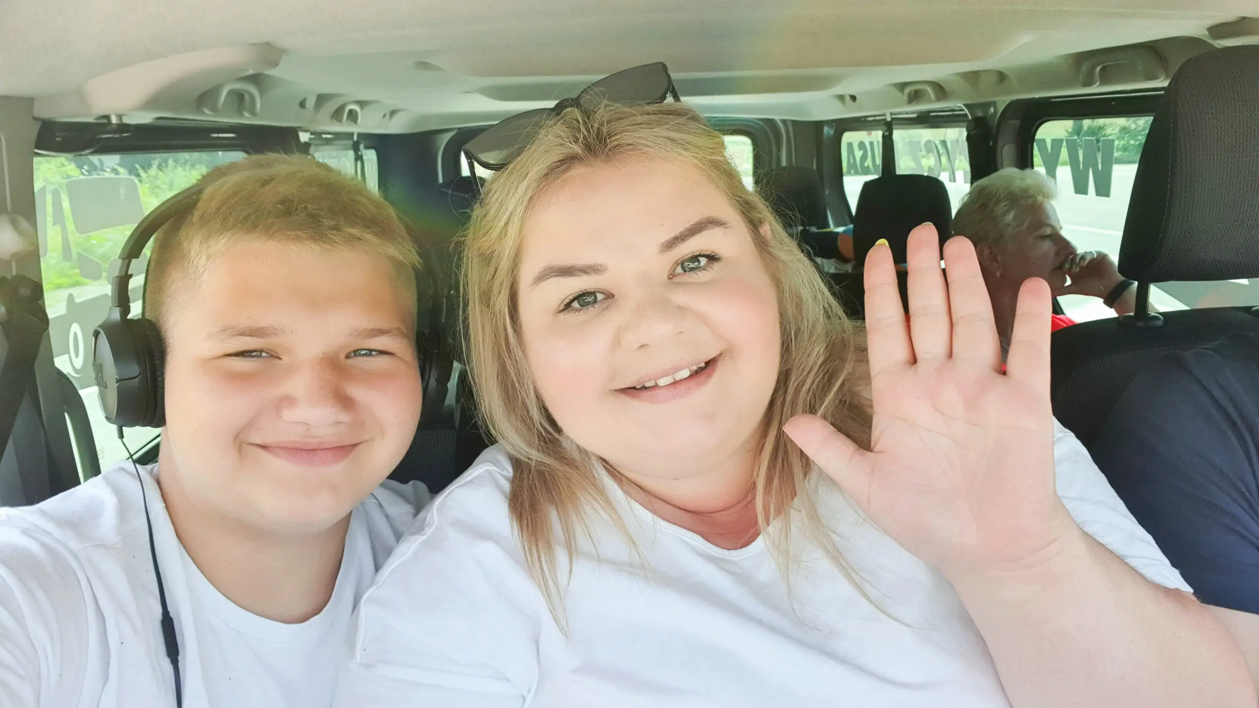 samochodem na wakacje wieksza ekipa